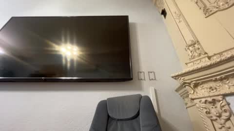 Ash online show from April 4, 5:26 am