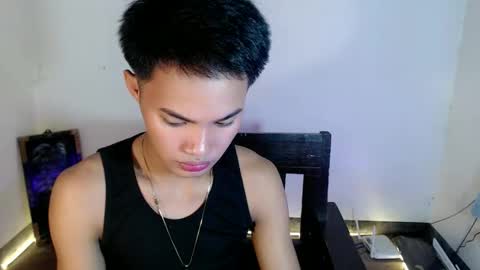 asian_lover05 online show from February 26, 6:09 pm