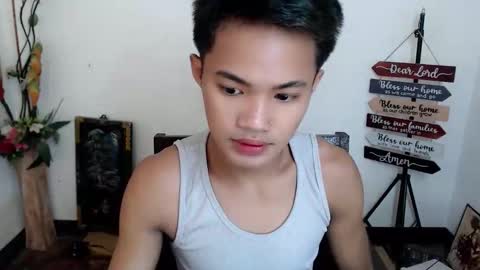 asian_lover05 online show from October 30, 11:39 pm