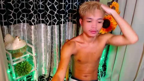 cCALL ME MJ online show from June 22, 10:58 pm