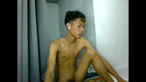 Snapshot of asiancockinsan chatting on September 23, 9:58 pm Isan online show from September 23, 9:58 pm