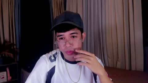 asiancum_peter online show from July 3, 3:23 am