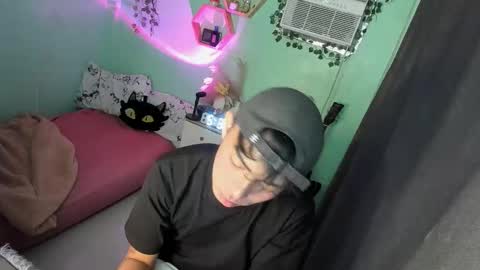 Bry online show from November 22, 9:42 am