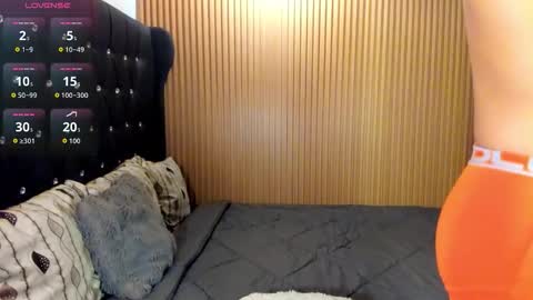 SCOTT online show from November 19, 5:24 pm