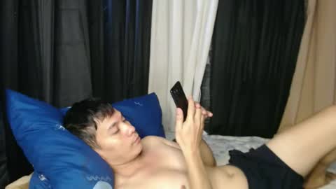 asiantwink_ariel19 online show from February 19, 1:35 am