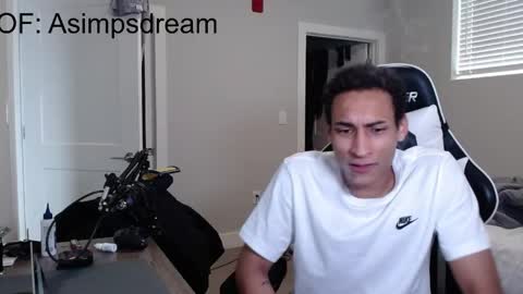 asimpsdream online show from April 25, 1:41 pm