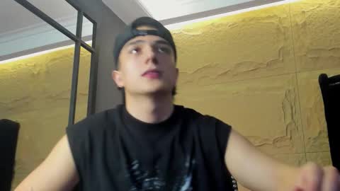 Aslan  online show from March 4, 7:59 am