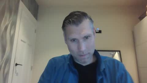 Assmani28 online show from December 5, 2:11 pm