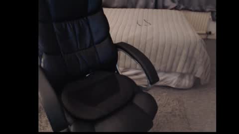 horny older online show from November 26, 6:16 am