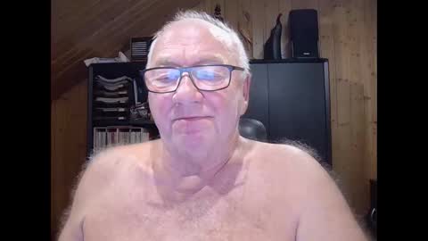 asusandy online show from November 15, 12:12 am