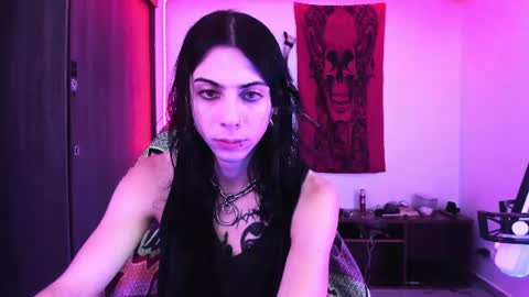 athenauwu online show from August 3, 8:24 am