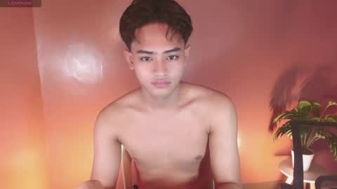 Snapshot of athisamoore chatting on September 27, 2:59 pm MARCUS FOLLOW ME online show from September 27, 2:59 pm