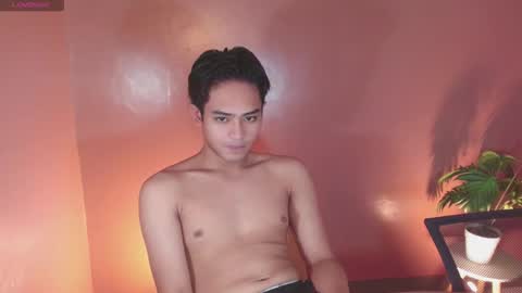 Snapshot of athisamoore chatting on September 26, 2:37 pm MARCUS FOLLOW ME online show from September 26, 2:37 pm