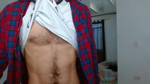 Aureliano online show from October 8, 9:30 pm