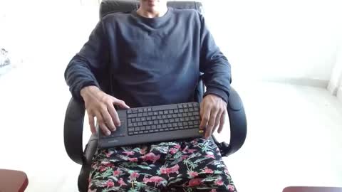 Aureliano online show from February 11, 9:42 pm