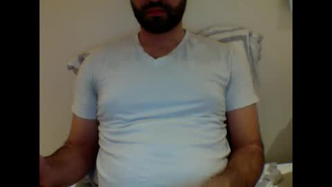 Snapshot of aussie099 chatting on December 12, 10:34 am aussie099 online show from December 12, 10:34 am