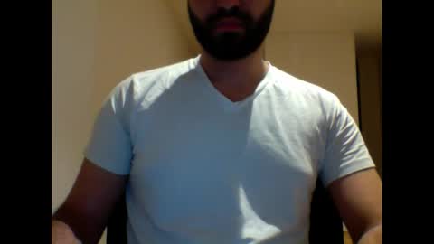 Snapshot of aussie099 chatting on January 1, 10:21 am aussie099 online show from January 1, 10:21 am