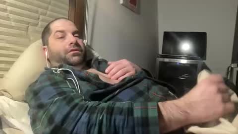 averagejoe345977 online show from February 8, 2:21 pm