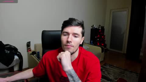 Justin online show from December 15, 7:31 pm