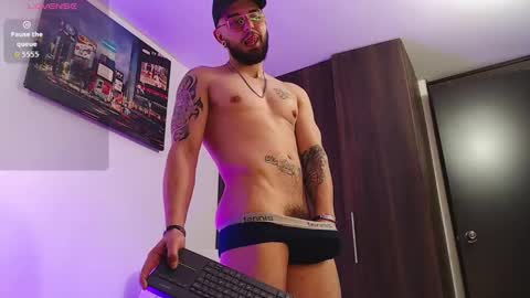 Independiente Model online show from March 12, 8:16 pm