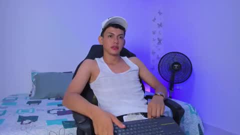 AXEL online show from October 27, 12:40 pm