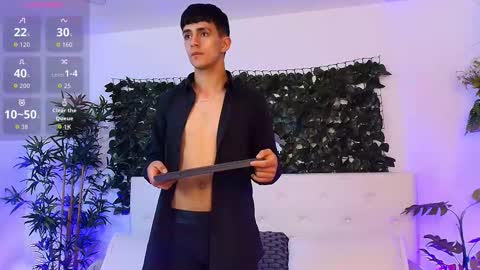 axel_draven online show from September 22, 11:10 am