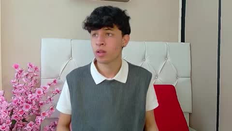 Axel Evanss online show from October 13, 12:55 pm