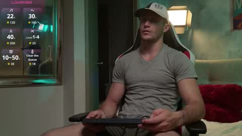 Axel Fairchaild online show from January 11, 2:10 pm