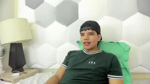 Axel Forte online show from October 22, 1:37 pm