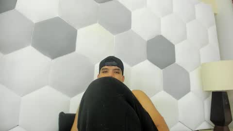 Axel Forte online show from February 14, 1:17 pm