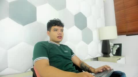 Axel Forte online show from April 1, 2:14 pm