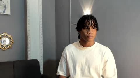Snapshot of axel_silva3 chatting on October 21, 12:41 pm AXEL SILVA online show from October 21, 12:41 pm