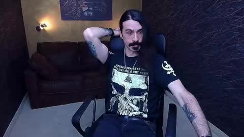 AxelColton online show from February 5, 11:50 am