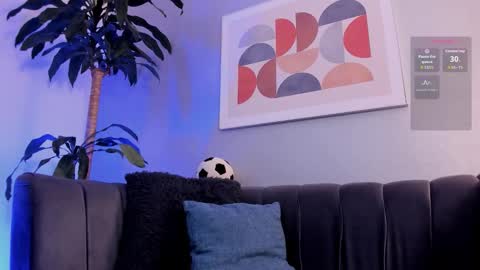 Axel Thompsom online show from December 2, 12:30 pm