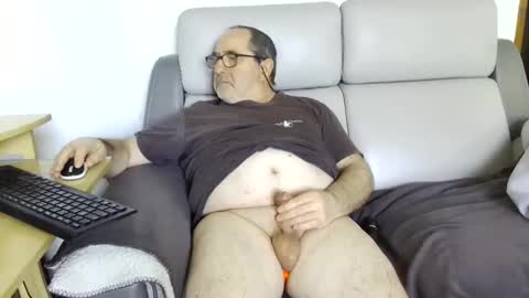 Snapshot of babacool96 chatting on March 1, 10:34 am babacool 96 online show from March 1, 10:34 am