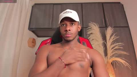 FOLLOW ME  online show from February 4, 4:13 pm