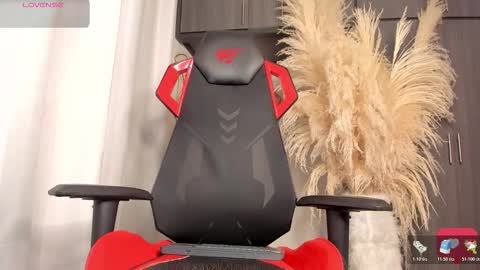 FOLLOW ME  online show from October 22, 5:11 am