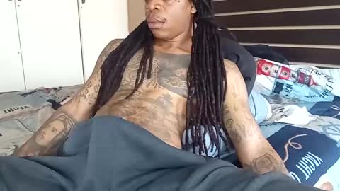 Snapshot of bad_dawgg chatting on February 25, 7:09 am rastafaria online show from February 25, 7:09 am