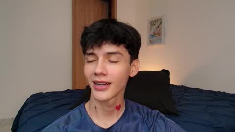 jhojan online show from November 5, 8:44 pm