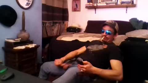 Mexican livin Off the Wall online show from January 17, 8:00 pm