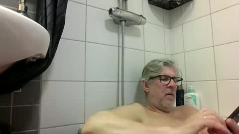 baggelina75 online show from April 1, 6:49 pm