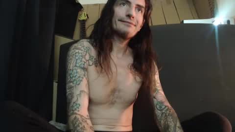 Bailey online show from March 11, 1:16 am