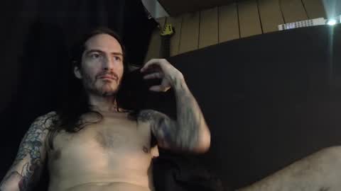 Bailey online show from December 21, 3:25 am