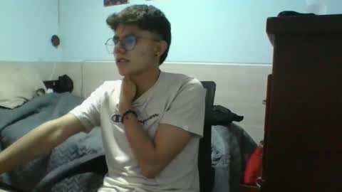 Bal3n online show from December 6, 10:52 pm