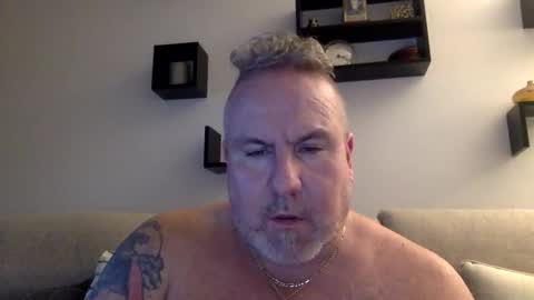 banana5289 online show from February 20, 8:21 pm