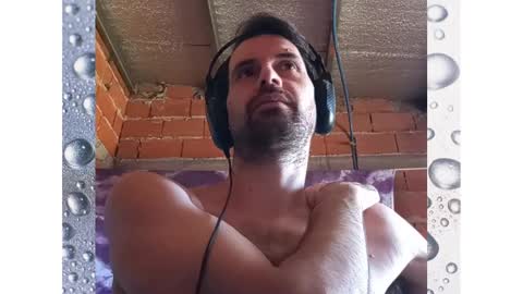 Ezequiel online show from January 29, 5:35 pm