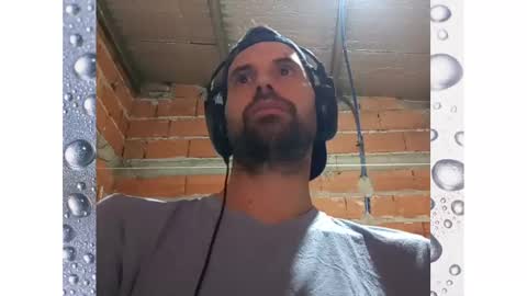 Ezequiel online show from December 24, 1:59 am