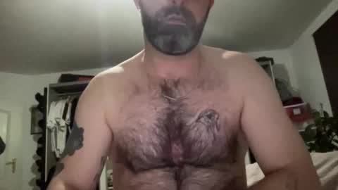 basstard_one online show from March 4, 2:18 am