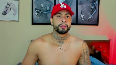 bastian_jones1 online show from February 9, 8:34 pm