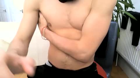 bbxx_2 online show from February 18, 3:43 pm